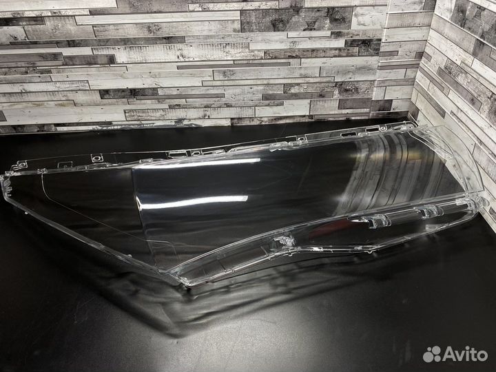 Стекло фары Toyota Corolla (12-16) Led, галоген