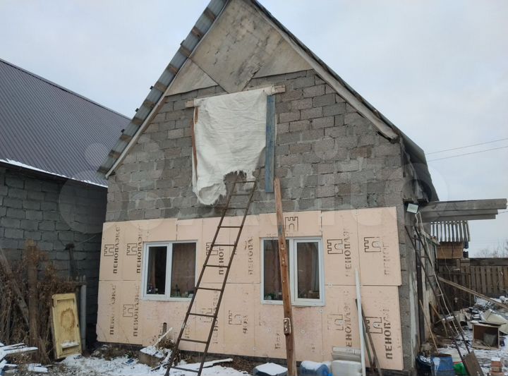 Дом 90 м² на участке 5 сот.