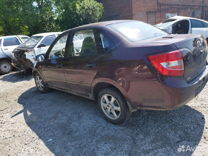 В разбор LADA granta 2012 год