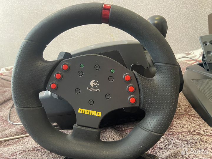 Игровой руль logitech momo racing