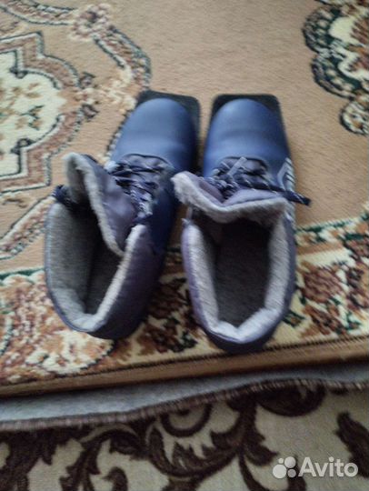 Лыжные ботинки