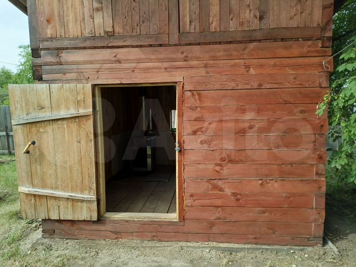 Дача 20 м² на участке 5 сот.