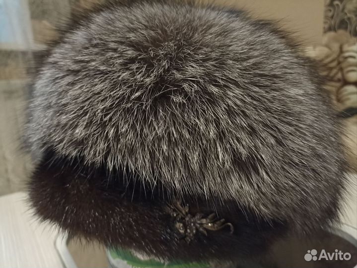 Шапка из чернобурки женская