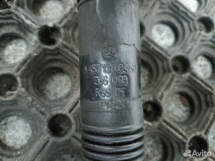 4571300457 Трубка вентиляции картерных газов