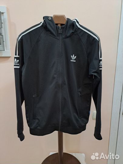 Олимпийка Adidas 48 размера