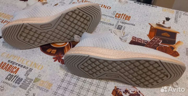 Кроссовки sprandi