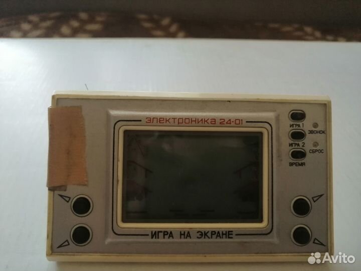 Продам электронную игру