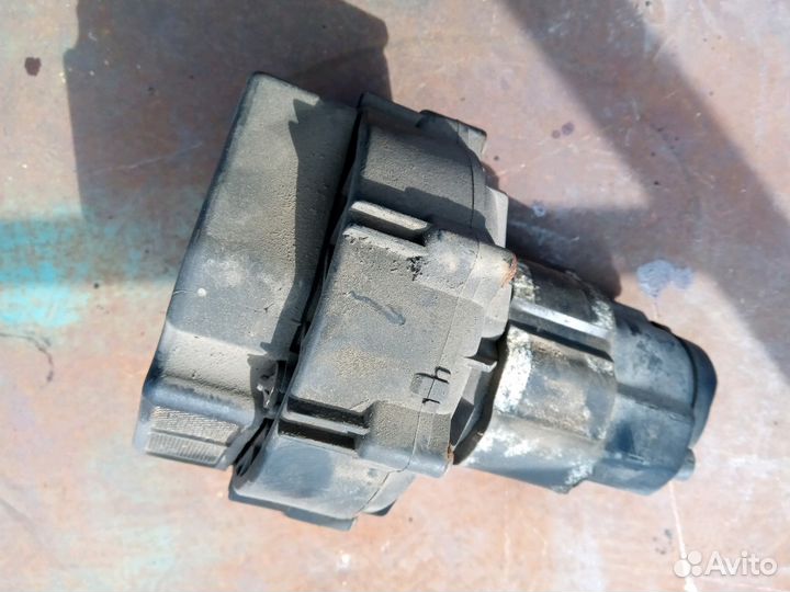 Насос катализатора для Мерседес М112/М113