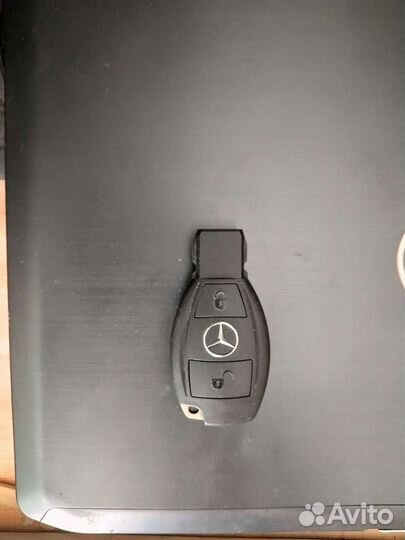 Ключ mercedes рыбка