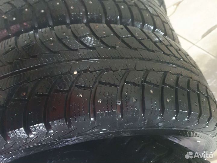 Gislaved Nord Frost 200 215/65 R16