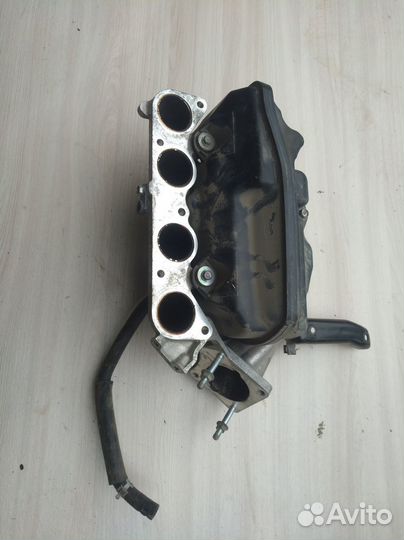 Коллектор впускной Honda CR-V 3 RE с2006-2012г црв