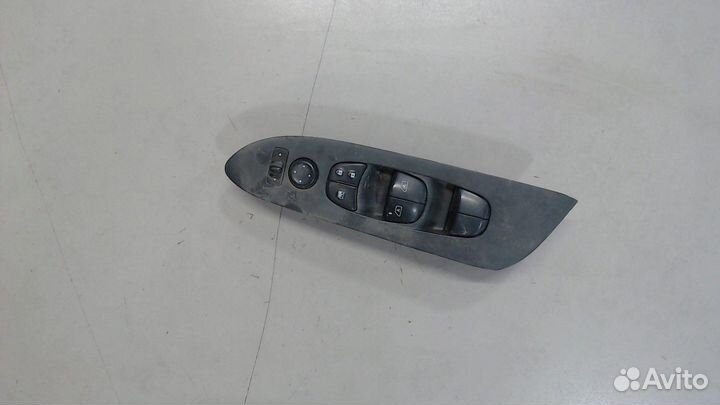 Кнопка стеклоподъемника Nissan Murano 2014, 2016