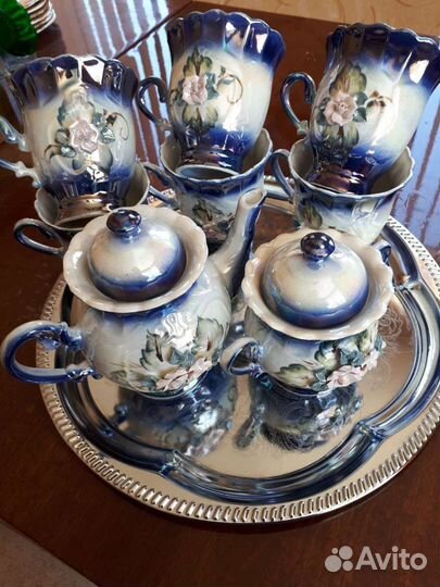 Сервизы чайный и кофейный