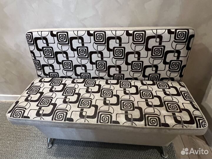 Диван с ящиком на кухню, балкон