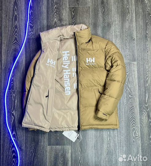 Осенняя куртка Helly hansen