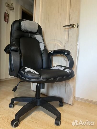 Компьютерный стул