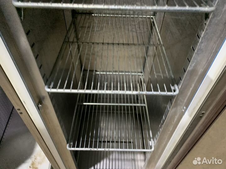 Шкаф холодильный Electrolux