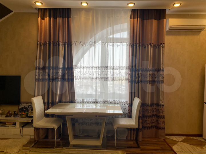 2-к. квартира, 81,4 м², 13/13 эт.