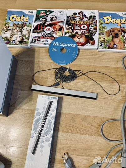 Игровая приставка Nintendo Wii (комплект)