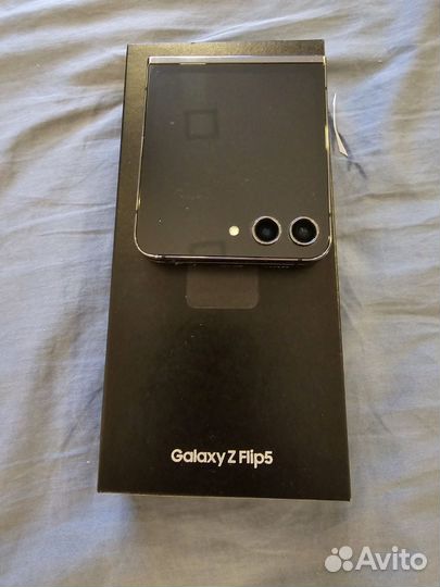 Samsung Galaxy Z Flip5, 8/512 ГБ