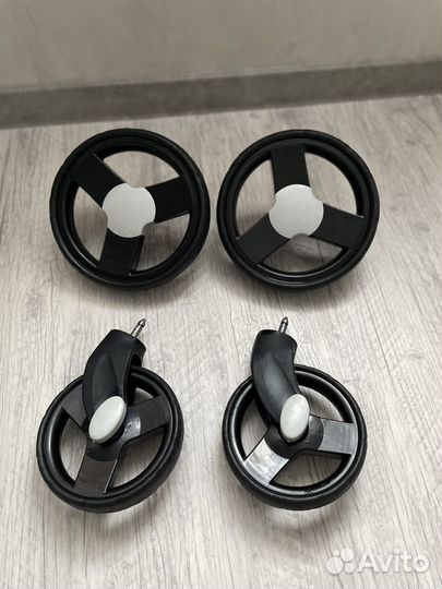 Колёса для прогулочной коляски Jetem Lugano