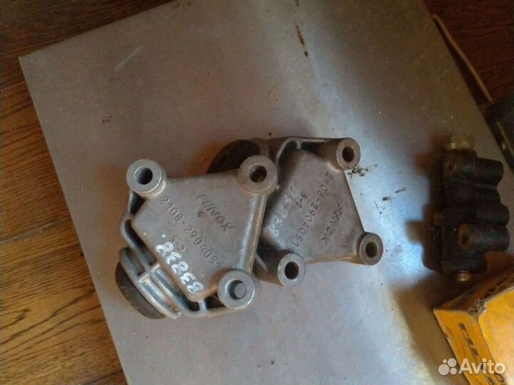 Кронштейн растяжки ваз-2108 в сборе (краб) 2108-29