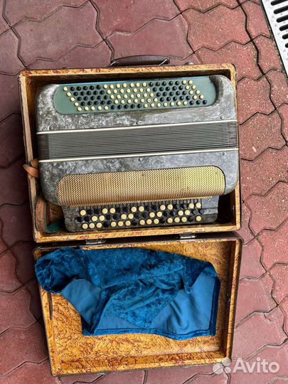 Баян аккордеон