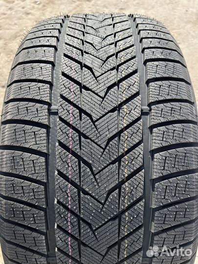 iLink SnowGripper II 245/40 R19 и 275/35 R19 131T