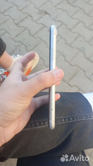 iPhone Xr, 128 ГБ