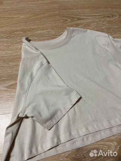 Футболка женская бежевая