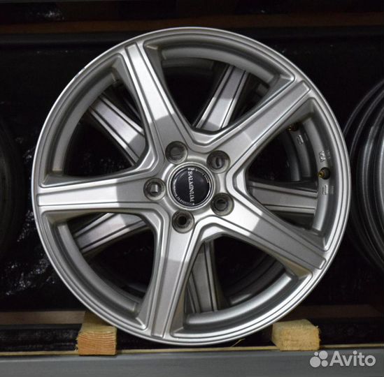 Комплект дисков из Японии R16 5*100 Subaru 7 лучей