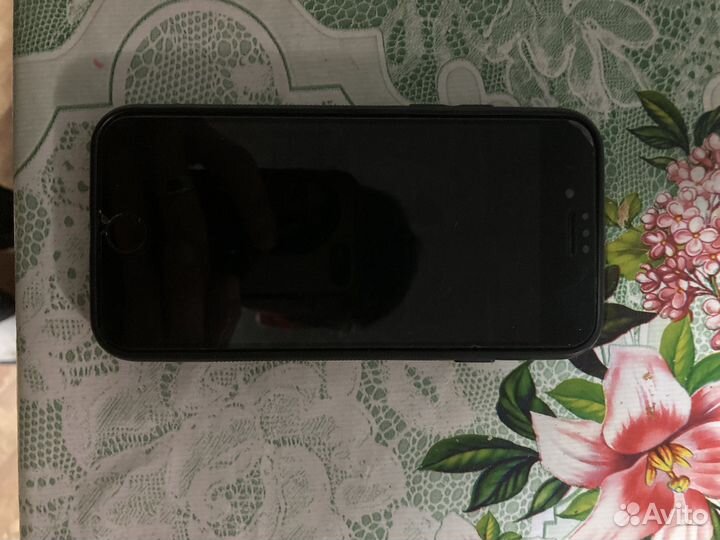 iPhone SE (2020), 128 ГБ
