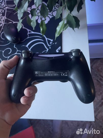 Геймпад dualshock 4