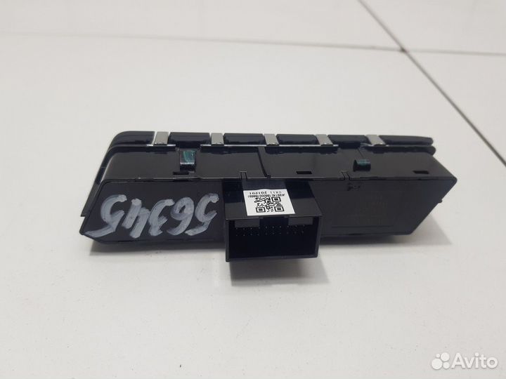 Кнопки разные (Geely Coolray)