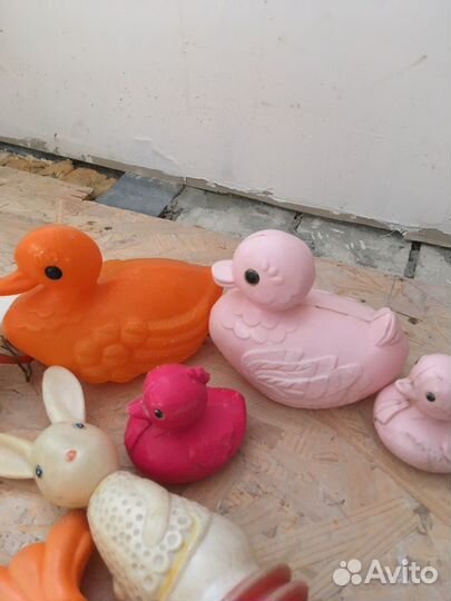 Игрушки пластмасса