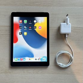 Apple iPad 6-го Поколения 32 SIM