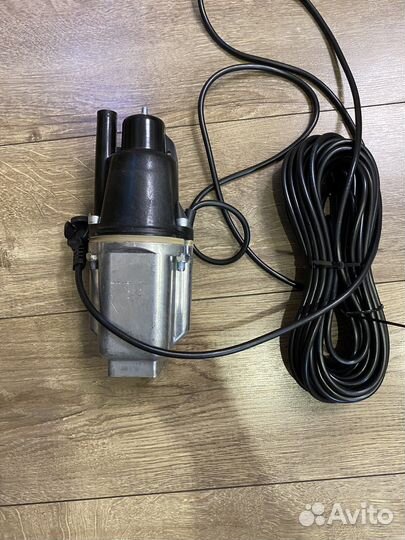 Погружной электронасос