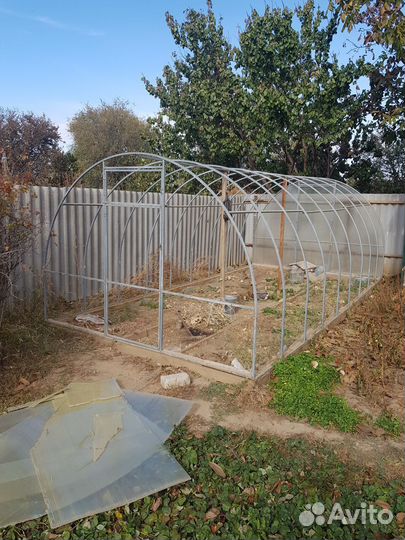 Продается каркас теплицы бу