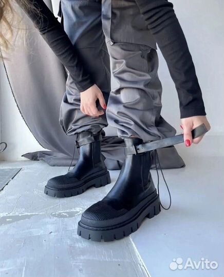 Сапоги женские