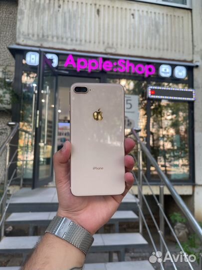 iPhone 8 Plus, 64 ГБ