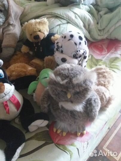 Игрушки мягкие в ассортименте, около 30 штук