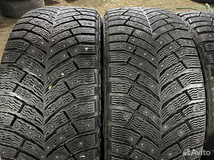 Michelin X-Ice North 4 225/45 R18 95T
