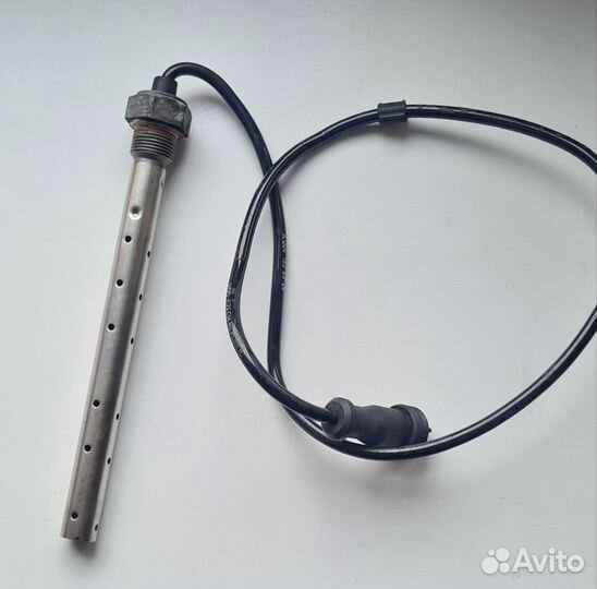 Датчик уровня масла Mercedes Atego A0041536328