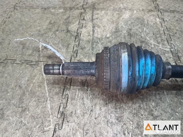 Привод передний левый toyota isis