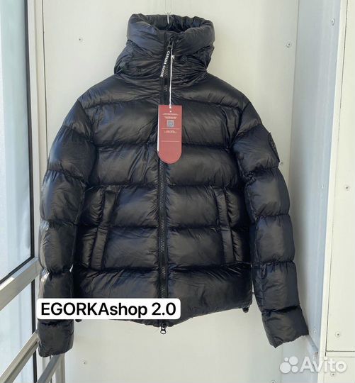 Зимняя куртка пуховик canada goose(в наличии)