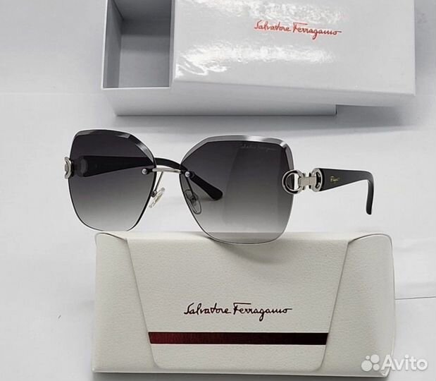 Солнцезащитные очки женские