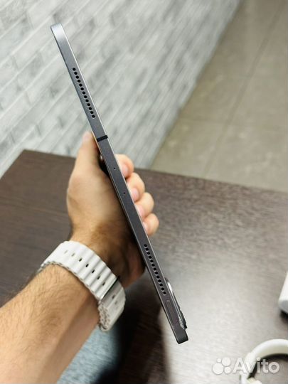 Отличный iPad Pro 11 '2020' 128gb Sim LTE Рст