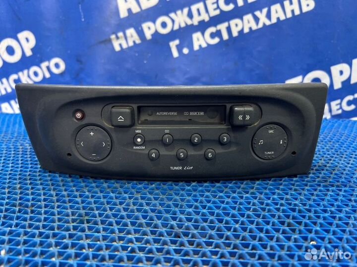 Штатная магнитола Renault Megane 1 седан K4J 2003