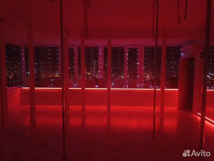 Аренда зала под Полдэнс, Аэройога фестивальный