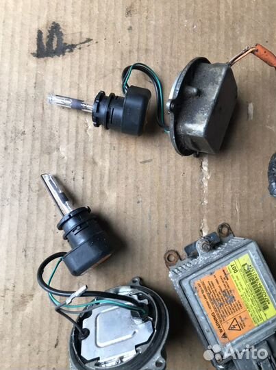 Штатный ксенон Ниссан Максима (288)